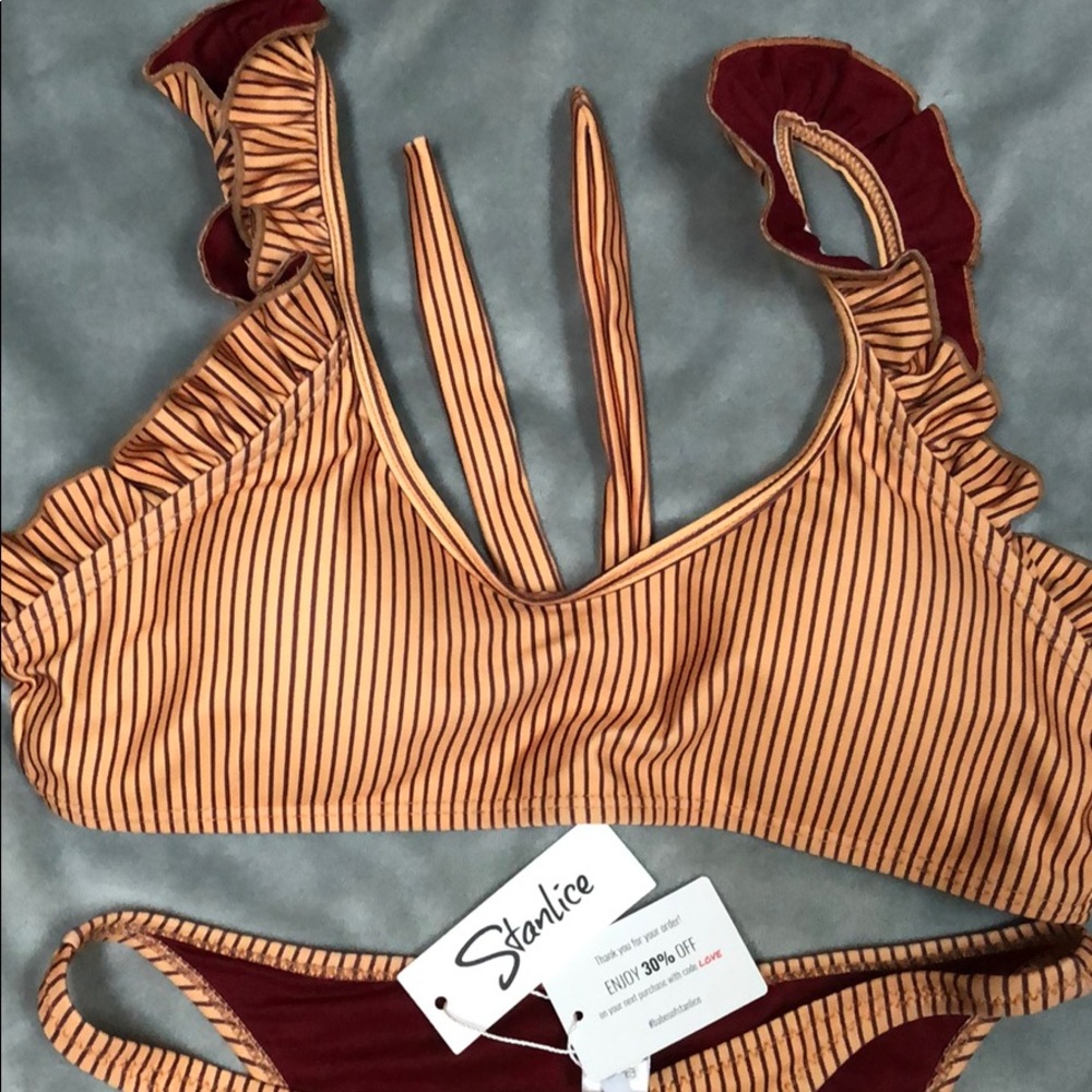 Two piece bikini - Picture 2 of 4